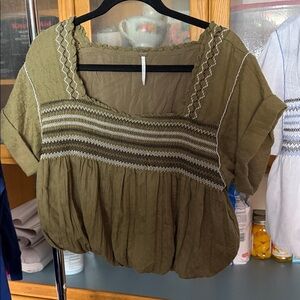 Free People Olive and White Smocked Square-Neck Crop Tops size Small